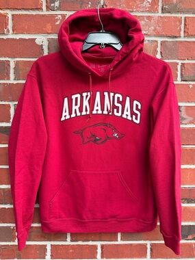 The Victory Arkansas Razorbacks Medium  Red Logo Hoodie Hooded Sweatshirt P5